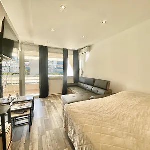 https://palm-paradise.fr-provencehotel.com