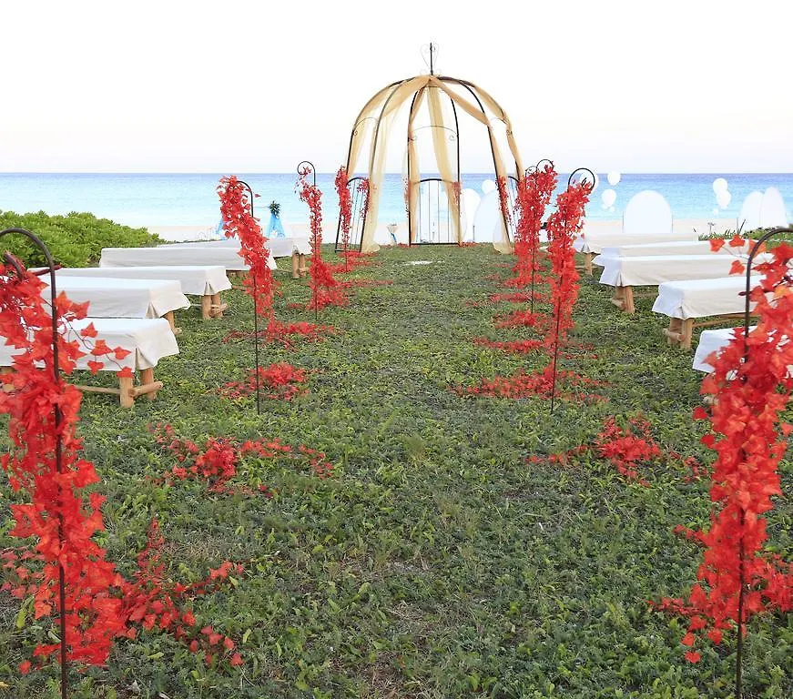 ***** Resort Sandos Playacar All Inclusive (Adults Only) Playa del Carmen Mexico